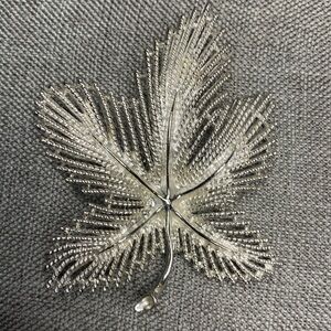 Vintage Sarah Coventry Silver Leaf Brooch